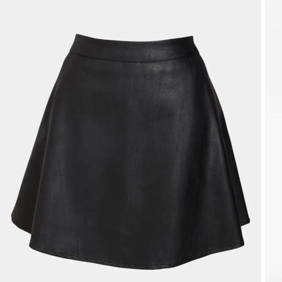 Astr Dresses & Skirts - Faux leather mini skirt